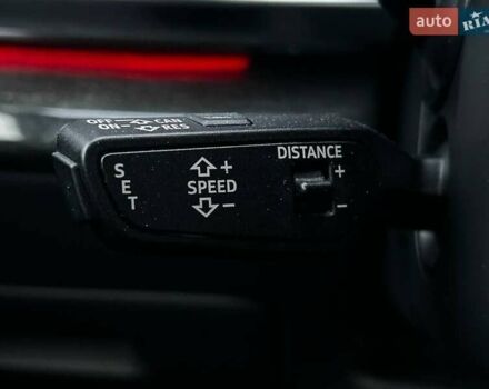 Серый Ауди Q8, объемом двигателя 3 л и пробегом 220 тыс. км за 53990 $, фото 17 на Automoto.ua