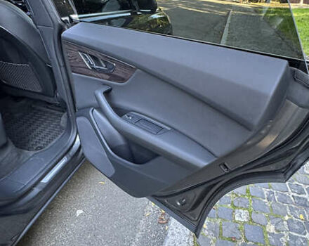 Серый Ауди Q8, объемом двигателя 3 л и пробегом 77 тыс. км за 48900 $, фото 27 на Automoto.ua