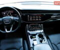 Серый Ауди Q8, объемом двигателя 3 л и пробегом 144 тыс. км за 54900 $, фото 41 на Automoto.ua