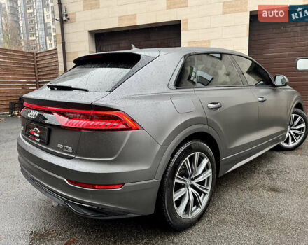 Серый Ауди Q8, объемом двигателя 3 л и пробегом 97 тыс. км за 51900 $, фото 10 на Automoto.ua