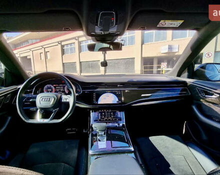 Серый Ауди Q8, объемом двигателя 2.97 л и пробегом 145 тыс. км за 55700 $, фото 4 на Automoto.ua