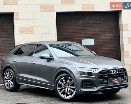 Серый Ауди Q8, объемом двигателя 3 л и пробегом 97 тыс. км за 51900 $, фото 4 на Automoto.ua