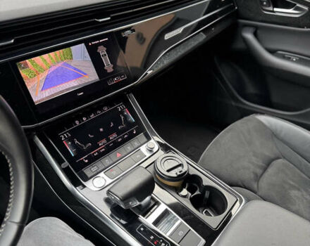Серый Ауди Q8, объемом двигателя 3 л и пробегом 125 тыс. км за 39990 $, фото 11 на Automoto.ua