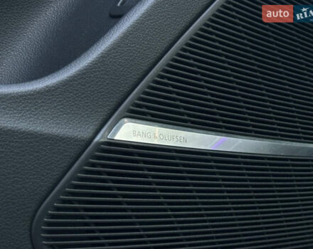 Серый Ауди Q8, объемом двигателя 3 л и пробегом 155 тыс. км за 63000 $, фото 50 на Automoto.ua