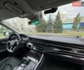 Сірий Ауді Q8, об'ємом двигуна 3 л та пробігом 112 тис. км за 65000 $, фото 106 на Automoto.ua