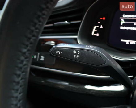 Серый Ауди Q8, объемом двигателя 3 л и пробегом 144 тыс. км за 54900 $, фото 25 на Automoto.ua