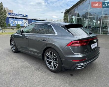 Сірий Ауді Q8, об'ємом двигуна 3 л та пробігом 112 тис. км за 65000 $, фото 109 на Automoto.ua