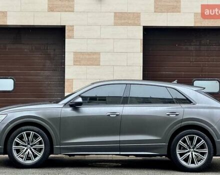 Серый Ауди Q8, объемом двигателя 3 л и пробегом 97 тыс. км за 51900 $, фото 12 на Automoto.ua