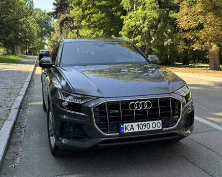 Серый Ауди Q8, объемом двигателя 3 л и пробегом 77 тыс. км за 48900 $, фото 2 на Automoto.ua