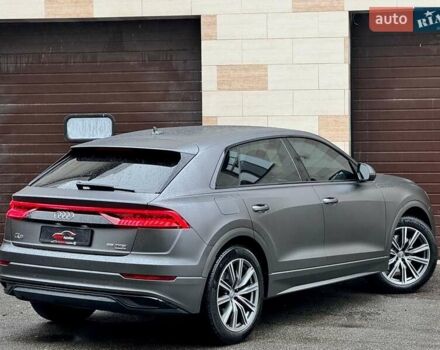 Серый Ауди Q8, объемом двигателя 3 л и пробегом 97 тыс. км за 51900 $, фото 8 на Automoto.ua