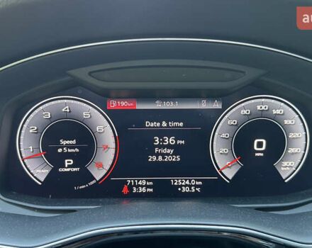 Серый Ауди Q8, объемом двигателя 3 л и пробегом 77 тыс. км за 48900 $, фото 41 на Automoto.ua