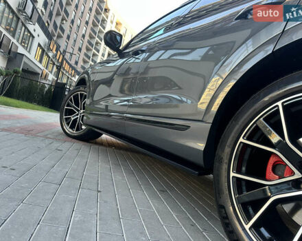 Серый Ауди Q8, объемом двигателя 3 л и пробегом 155 тыс. км за 63000 $, фото 13 на Automoto.ua