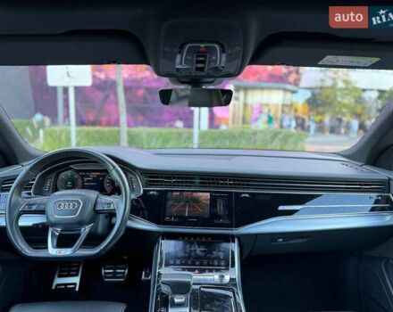 Серый Ауди Q8, объемом двигателя 2.97 л и пробегом 255 тыс. км за 46990 $, фото 9 на Automoto.ua