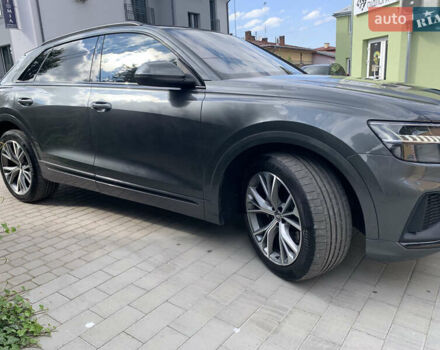 Серый Ауди Q8, объемом двигателя 2.97 л и пробегом 215 тыс. км за 55000 $, фото 68 на Automoto.ua