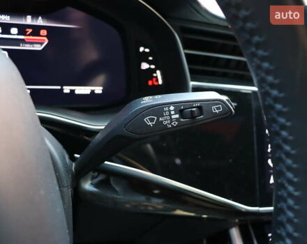 Серый Ауди Q8, объемом двигателя 3 л и пробегом 144 тыс. км за 54900 $, фото 27 на Automoto.ua