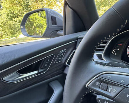 Серый Ауди Q8, объемом двигателя 3 л и пробегом 77 тыс. км за 48900 $, фото 40 на Automoto.ua
