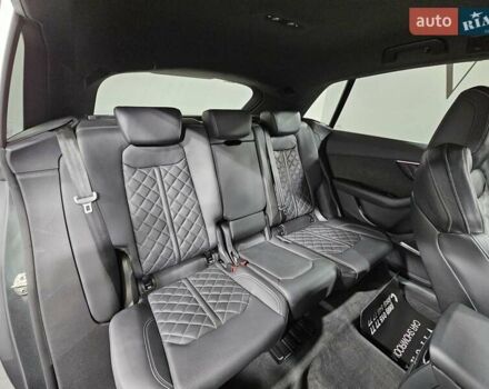 Ауди Q8 2018 в Киеве на Automoto.ua Серый Ауди Q8, объемом двигателя 3 л и пробегом 41 тыс. км за 55555 $, фото 5 на Automoto.ua