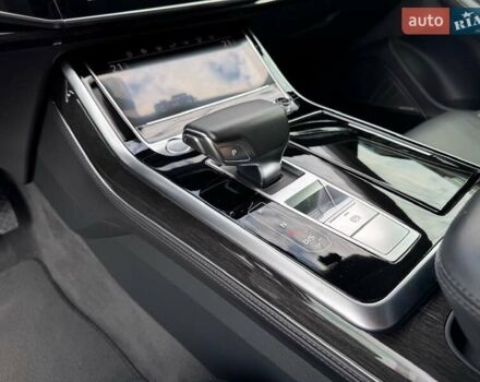 Сірий Ауді Q8, об'ємом двигуна 3 л та пробігом 112 тис. км за 65000 $, фото 62 на Automoto.ua