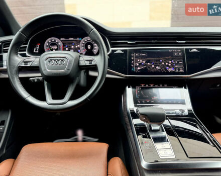 Серый Ауди Q8, объемом двигателя 3 л и пробегом 97 тыс. км за 51900 $, фото 20 на Automoto.ua