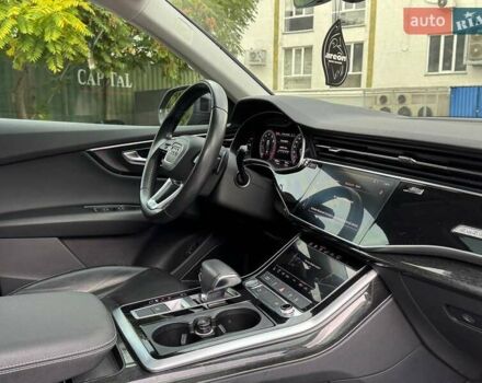 Серый Ауди Q8, объемом двигателя 3 л и пробегом 190 тыс. км за 39900 $, фото 12 на Automoto.ua