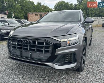Серый Ауди Q8, объемом двигателя 3 л и пробегом 194 тыс. км за 45900 $, фото 3 на Automoto.ua