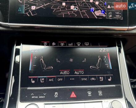 Серый Ауди Q8, объемом двигателя 3 л и пробегом 97 тыс. км за 51900 $, фото 42 на Automoto.ua