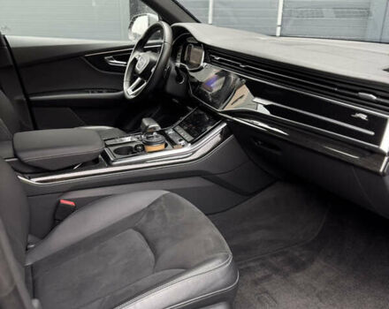 Серый Ауди Q8, объемом двигателя 3 л и пробегом 125 тыс. км за 39990 $, фото 17 на Automoto.ua