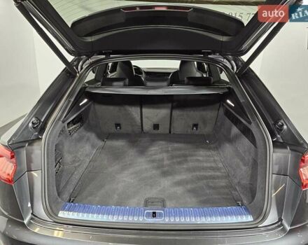 Ауди Q8 2018 в Киеве на Automoto.ua Серый Ауди Q8, объемом двигателя 3 л и пробегом 41 тыс. км за 55555 $, фото 10 на Automoto.ua