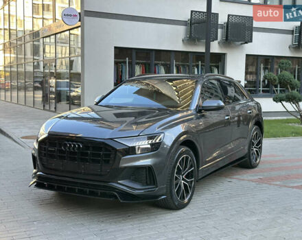 Серый Ауди Q8, объемом двигателя 3 л и пробегом 155 тыс. км за 63000 $, фото 1 на Automoto.ua