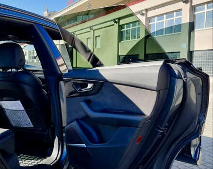 Серый Ауди Q8, объемом двигателя 2.97 л и пробегом 145 тыс. км за 55700 $, фото 8 на Automoto.ua