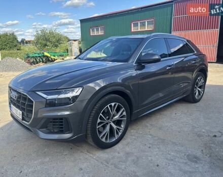 Серый Ауди Q8, объемом двигателя 2.97 л и пробегом 218 тыс. км за 52000 $, фото 1 на Automoto.ua