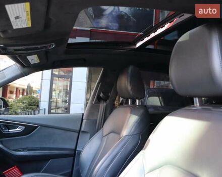 Серый Ауди Q8, объемом двигателя 3 л и пробегом 144 тыс. км за 54900 $, фото 18 на Automoto.ua