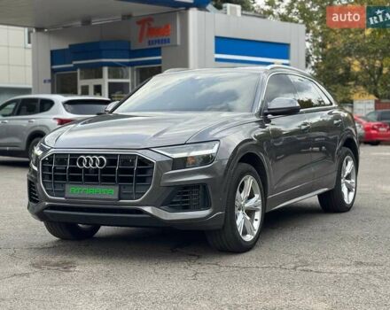 Серый Ауди Q8, объемом двигателя 3 л и пробегом 190 тыс. км за 39900 $, фото 2 на Automoto.ua