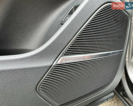 Серый Ауди Q8, объемом двигателя 3 л и пробегом 97 тыс. км за 51900 $, фото 26 на Automoto.ua