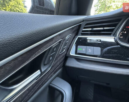 Серый Ауди Q8, объемом двигателя 3 л и пробегом 77 тыс. км за 48900 $, фото 36 на Automoto.ua