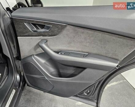 Ауди Q8 2018 в Киеве на Automoto.ua Серый Ауди Q8, объемом двигателя 3 л и пробегом 41 тыс. км за 55555 $, фото 15 на Automoto.ua