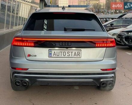 Серый Ауди Q8, объемом двигателя 3 л и пробегом 122 тыс. км за 45900 $, фото 4 на Automoto.ua
