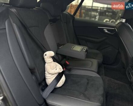 Серый Ауди Q8, объемом двигателя 3 л и пробегом 125 тыс. км за 43500 $, фото 33 на Automoto.ua