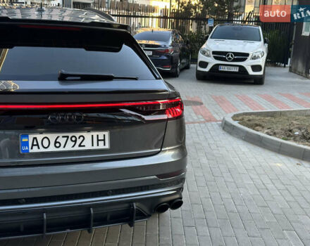 Серый Ауди Q8, объемом двигателя 3 л и пробегом 155 тыс. км за 63000 $, фото 18 на Automoto.ua