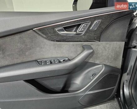 Ауди Q8 2018 в Киеве на Automoto.ua Серый Ауди Q8, объемом двигателя 3 л и пробегом 41 тыс. км за 55555 $, фото 25 на Automoto.ua