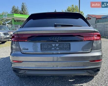 Серый Ауди Q8, объемом двигателя 3 л и пробегом 194 тыс. км за 45900 $, фото 65 на Automoto.ua