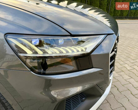 Серый Ауди Q8, объемом двигателя 3 л и пробегом 91 тыс. км за 58000 $, фото 47 на Automoto.ua