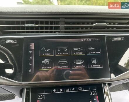 Серый Ауди Q8, объемом двигателя 3 л и пробегом 125 тыс. км за 48999 $, фото 52 на Automoto.ua