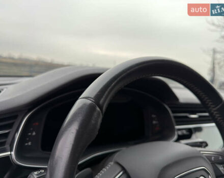 Серый Ауди Q8, объемом двигателя 3 л и пробегом 127 тыс. км за 47999 $, фото 40 на Automoto.ua