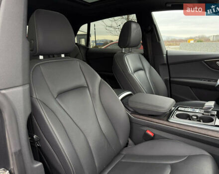 Серый Ауди Q8, объемом двигателя 3 л и пробегом 127 тыс. км за 47999 $, фото 71 на Automoto.ua