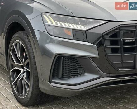 Серый Ауди Q8, объемом двигателя 3 л и пробегом 122 тыс. км за 56500 $, фото 3 на Automoto.ua