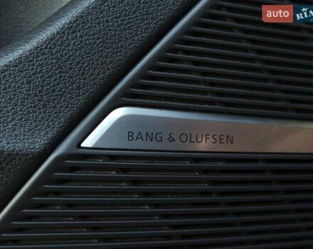 Серый Ауди Q8, объемом двигателя 3 л и пробегом 164 тыс. км за 47500 $, фото 16 на Automoto.ua