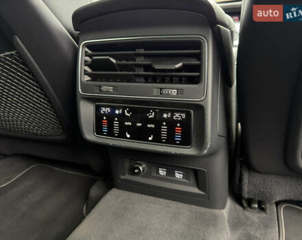 Серый Ауди Q8, объемом двигателя 3 л и пробегом 127 тыс. км за 47999 $, фото 65 на Automoto.ua