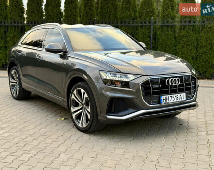 Серый Ауди Q8, объемом двигателя 3 л и пробегом 91 тыс. км за 58000 $, фото 4 на Automoto.ua
