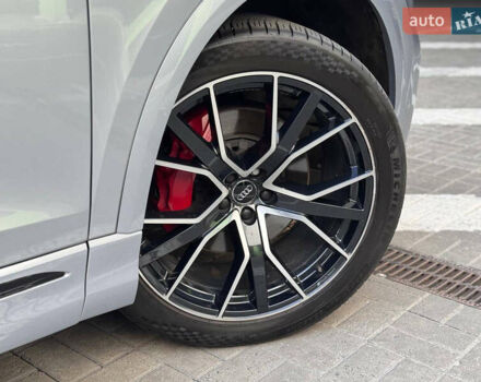 Серый Ауди Q8, объемом двигателя 3 л и пробегом 103 тыс. км за 46500 $, фото 18 на Automoto.ua